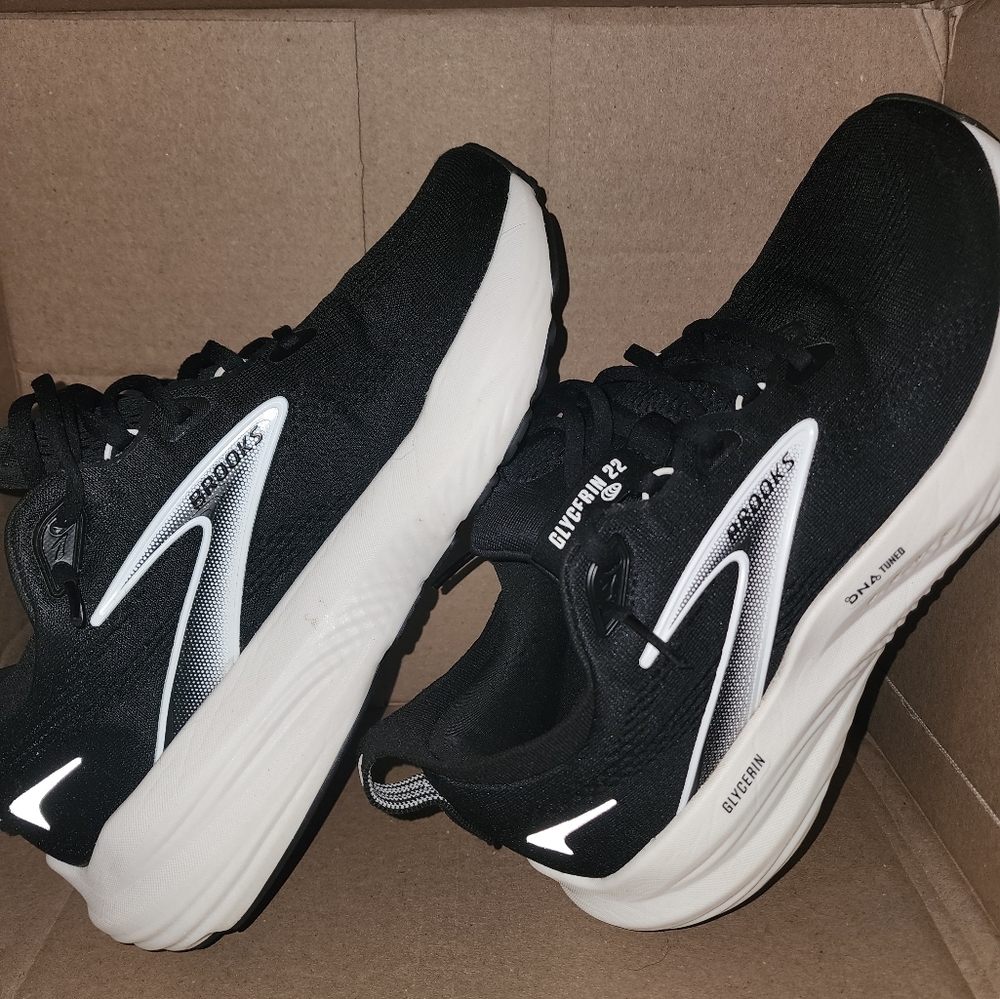 Brooks Glycerin 22